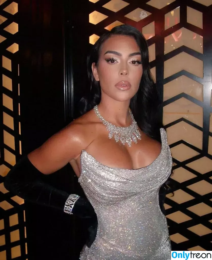 Georgina Rodriguez голая photo #0140 (georginagio)