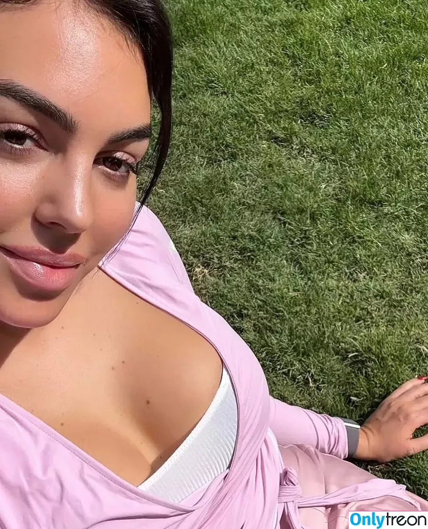 Georgina Rodriguez голая photo #0142 (georginagio)