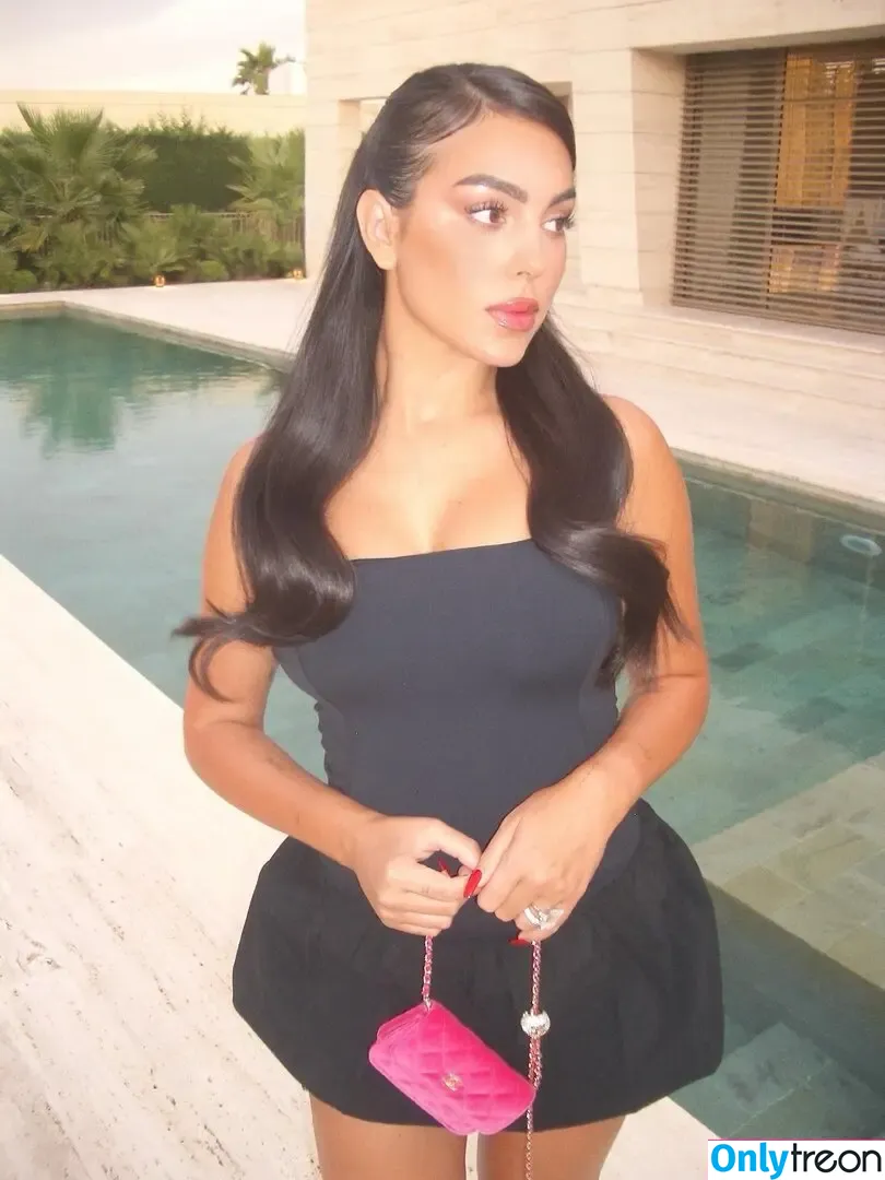 Georgina Rodriguez голая photo #0226 (georginagio)