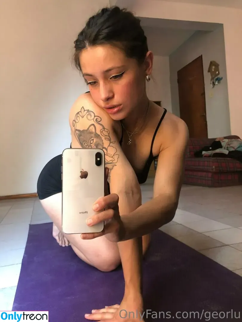georlu nude photo #0011 (georlu)