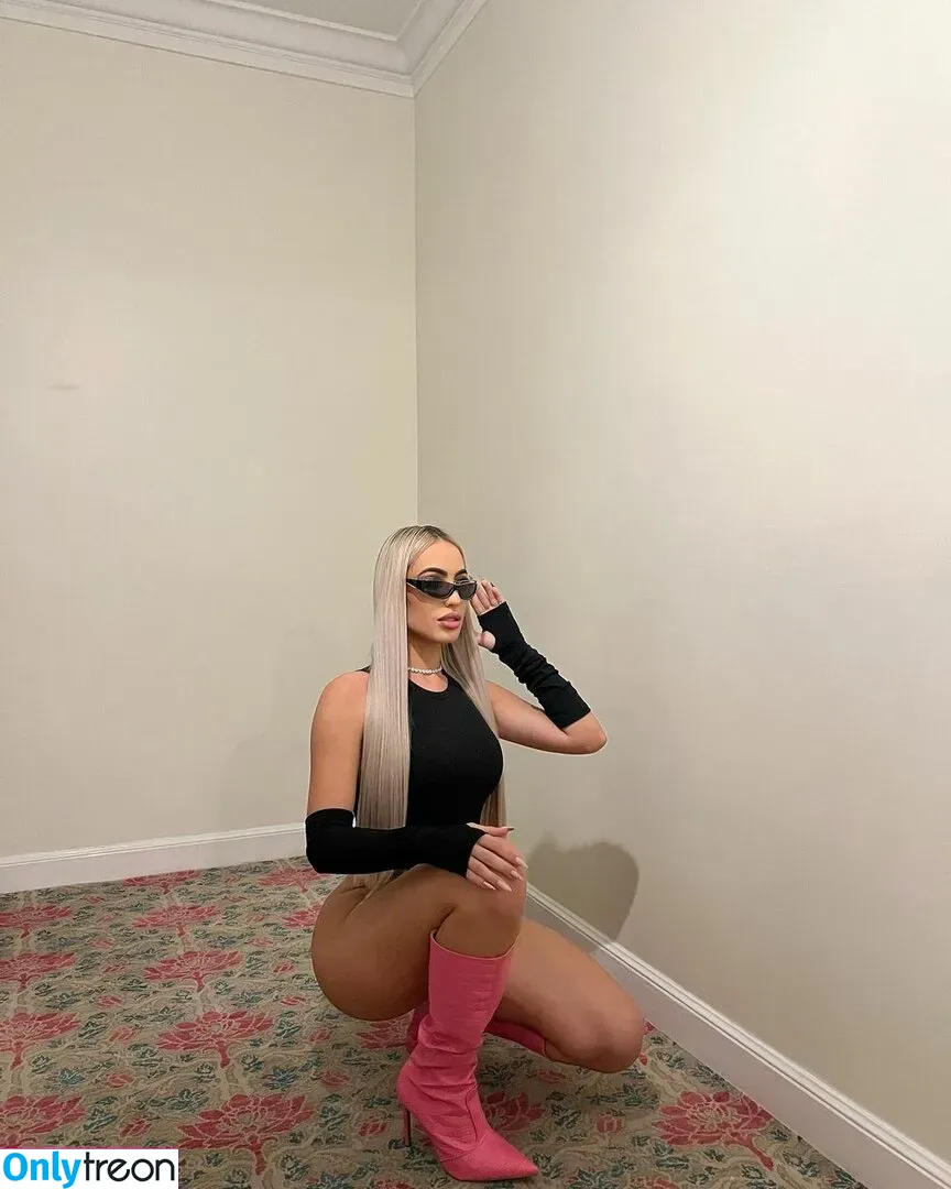 geovana_lima.bernardo nude photo #0004 (geovana_lima.bernardo)