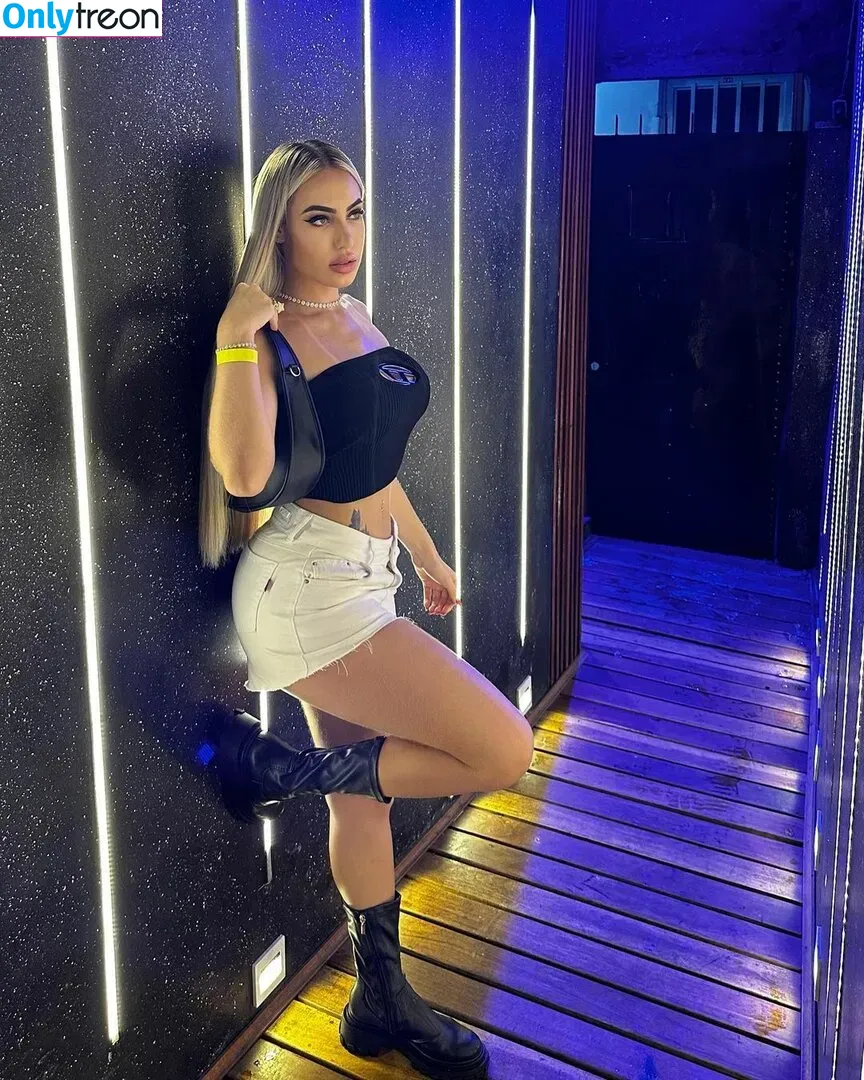 geovana_lima.bernardo nude photo #0006 (geovana_lima.bernardo)