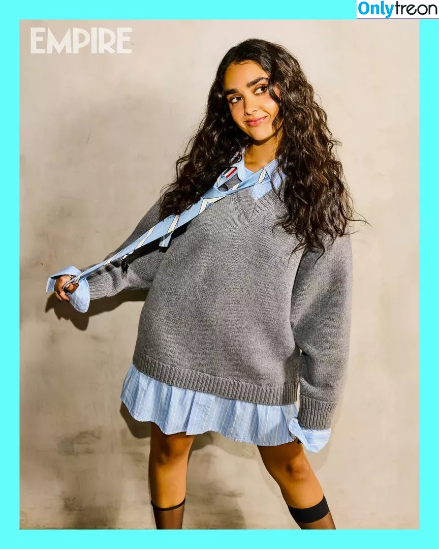 Geraldine Viswanathan nude photo #0078 (yoyogeraldine)