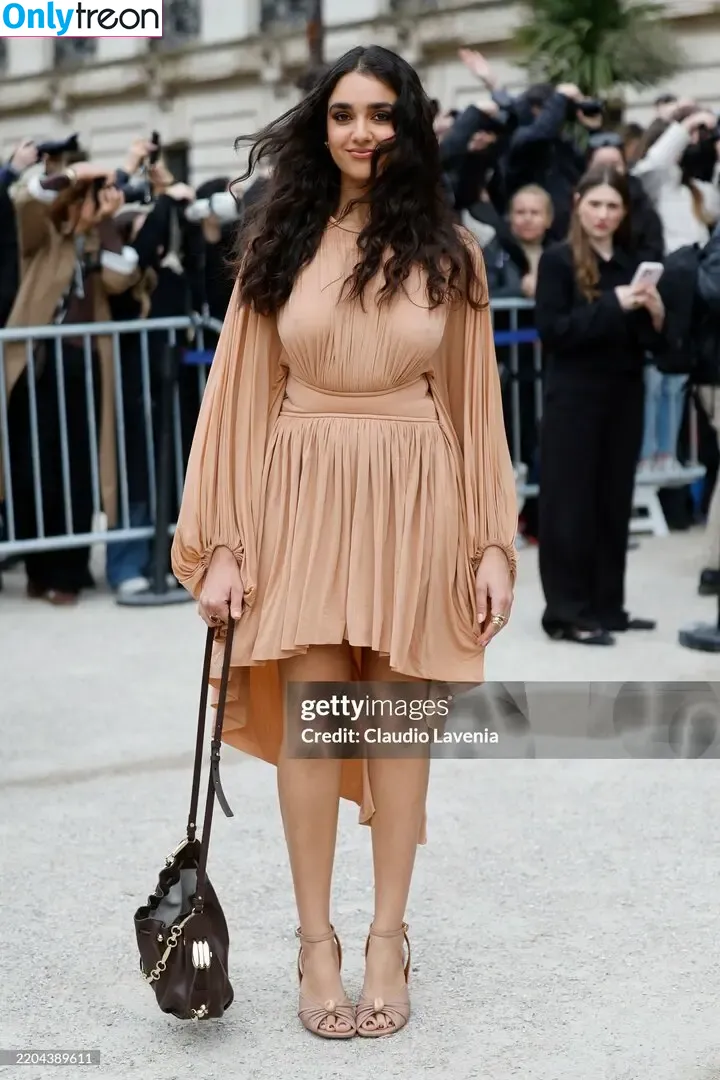 Geraldine Viswanathan nude photo #0100 (yoyogeraldine)