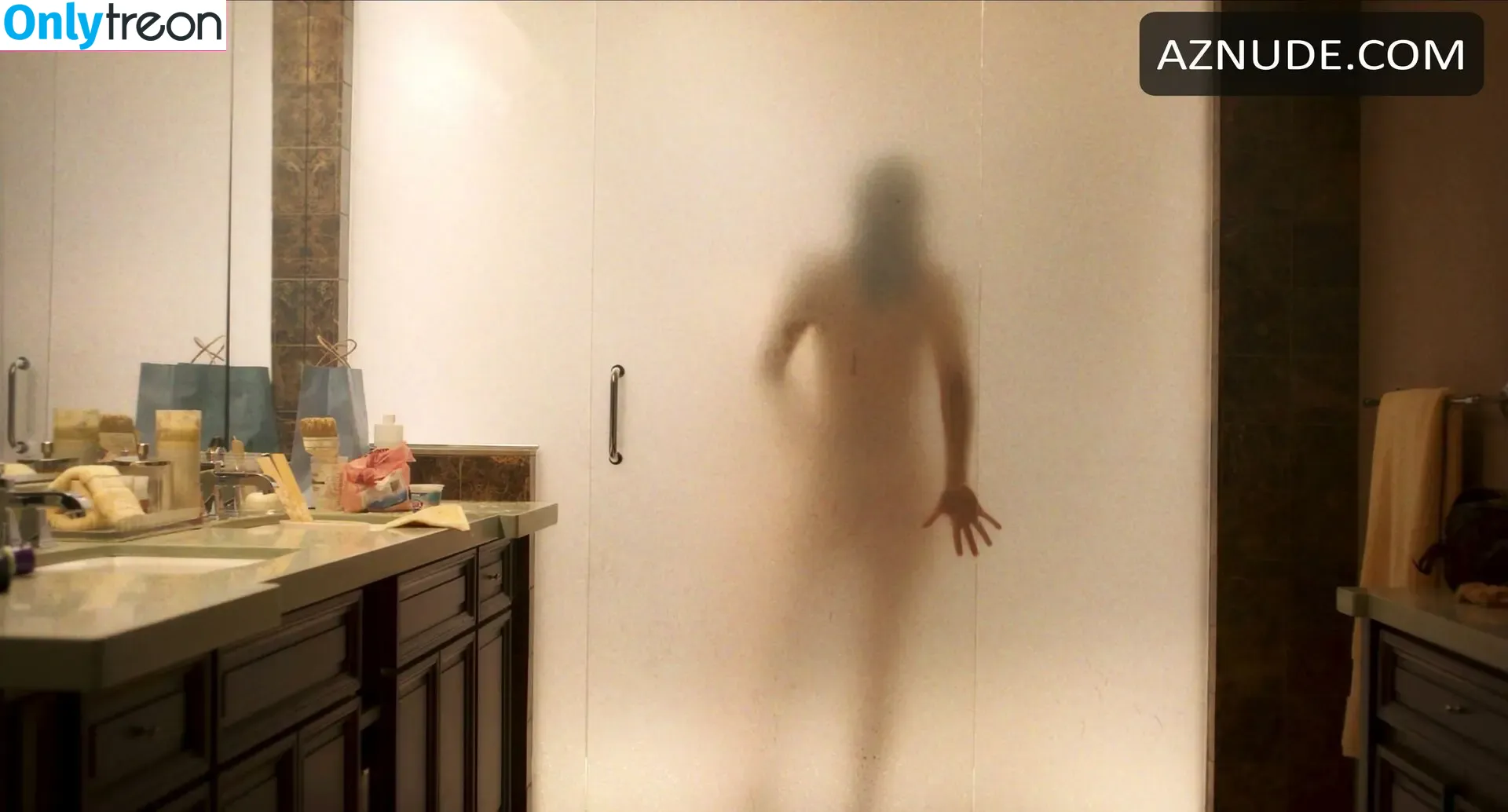 Geraldine Viswanathan nude photo #0164 (yoyogeraldine)