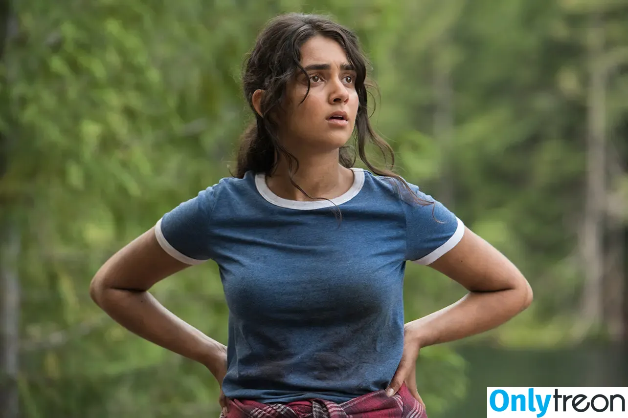 Geraldine Viswanathan nude photo #0165 (yoyogeraldine)