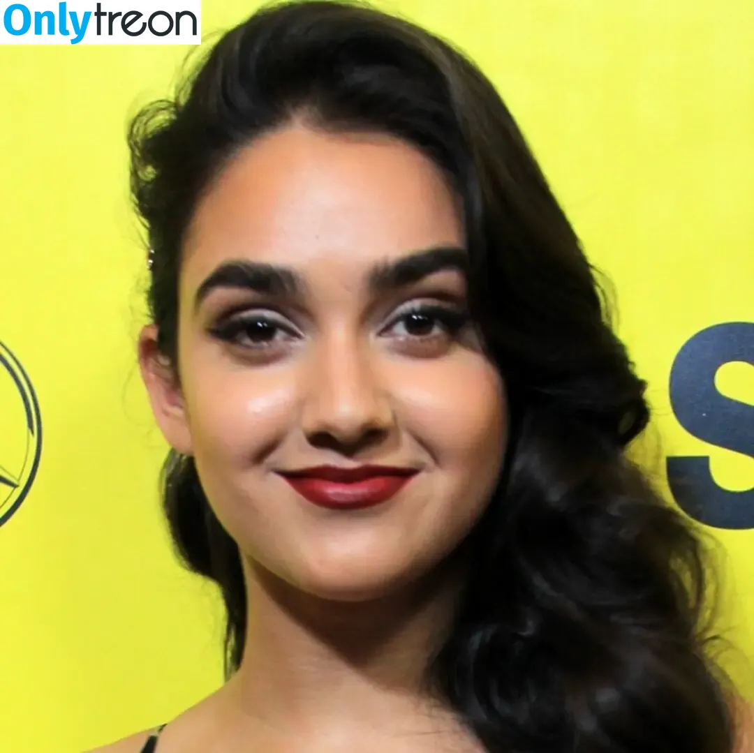 Geraldine Viswanathan nude photo #0168 (yoyogeraldine)