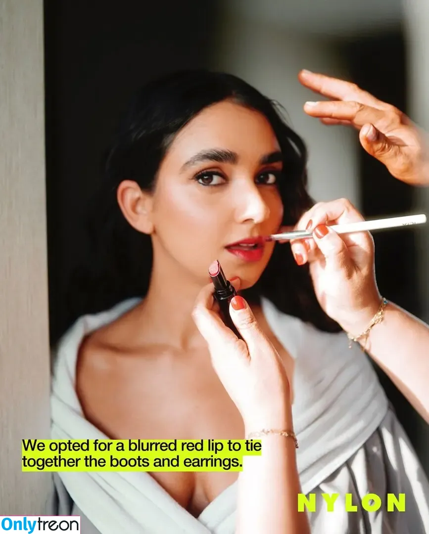 Geraldine Viswanathan голая photo #0176 (yoyogeraldine)