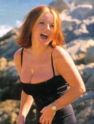 Geri Halliwell / GeriHalliwell / therealgerihalliwell nude photo #0286