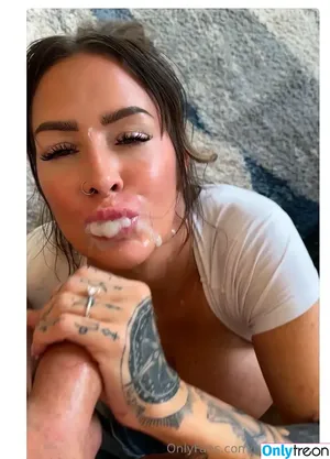 getfitlikekori / the_realkori nude photo #0197