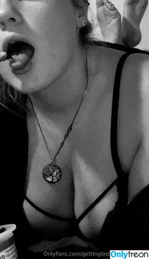 gettinglostinthesunshine / onlysunshinee nude photo #0001