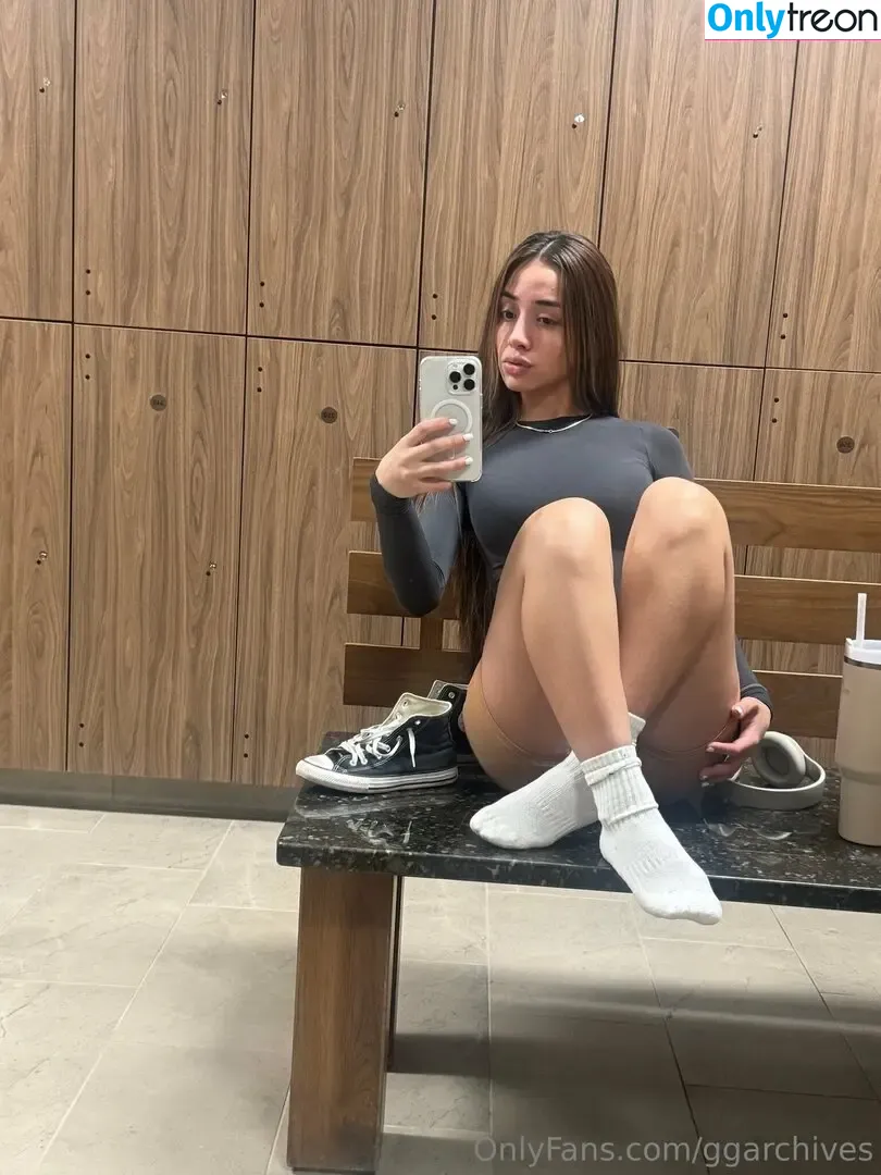 ggarchives nude photo #0035 (ggarch_ives)