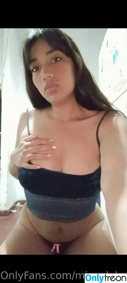gggloria nude photo #0094 (gggloria__)
