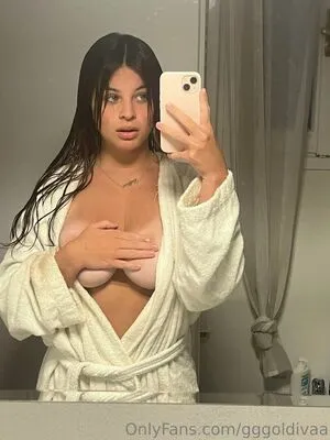 gggoldivaa / ggoldivaa nude photo #0001