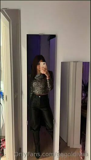 gggoldivaa / ggoldivaa nude photo #0005