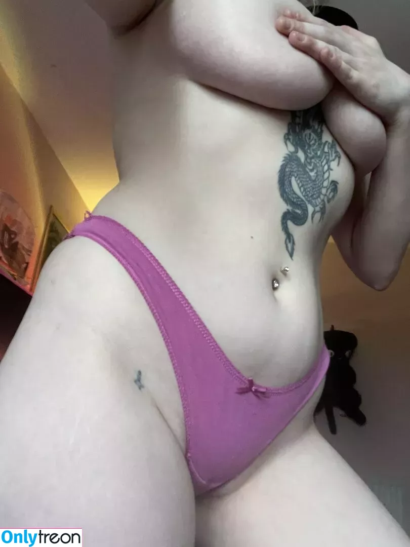 Ghostbabiii nude photo #0121 (ghostbabiii_ / ghostbxbe)