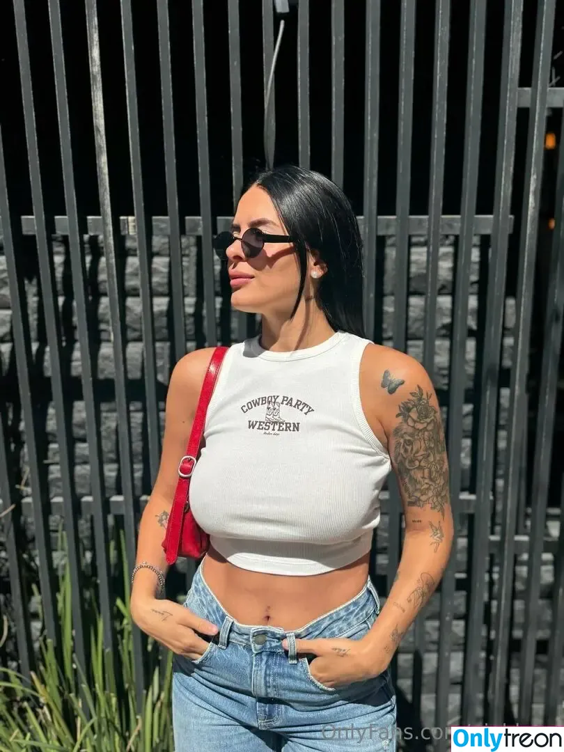 giablake nude photo #0027 (giablakexo)