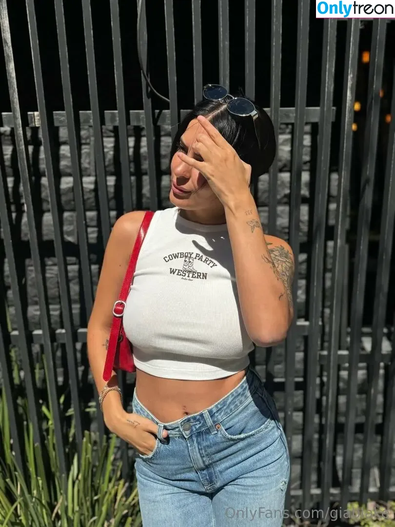 giablake nude photo #0029 (giablakexo)