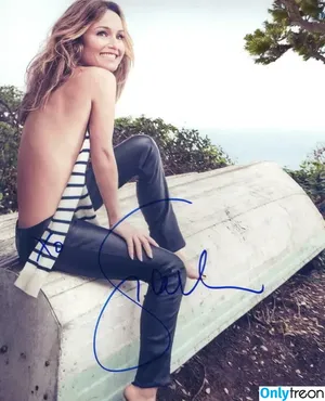 Giada De Laurentiis / giadadelaurentiis nude photo #0193