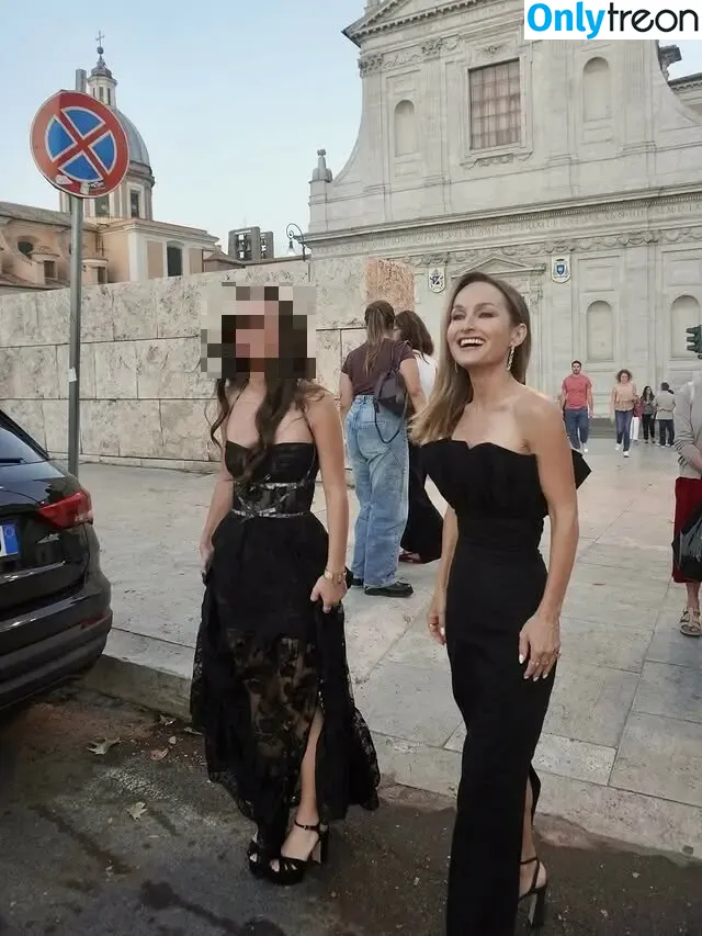 Giada De Laurentiis голая photo #0214 (giadadelaurentiis)