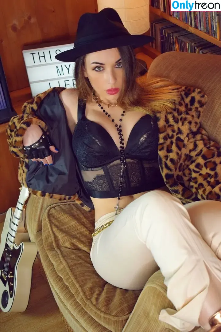 Giada Robin голая photo #1669 (giadarobin)