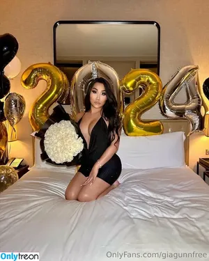 giagunnfree / gia_gunn nude photo #0013