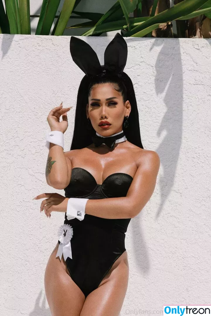 giagunnofficial nude photo #0032 (gia_gunn)