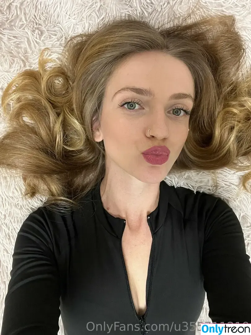 gialissa голая photo #0006 (jialissaonly)