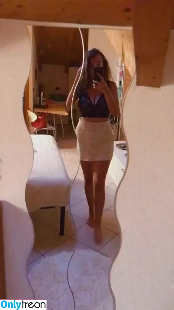 Gianclaudia Di Giacomo nude photo #0048 (gianclaudia_digiacomo / gianclaudiadigiacomo)