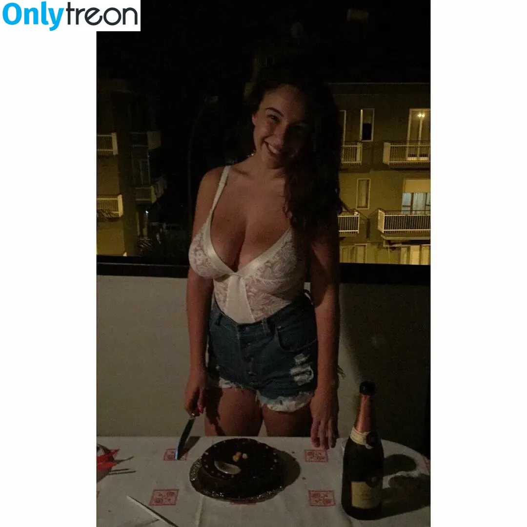 Gianclaudia Di Giacomo nude photo #0302 (gianclaudia_digiacomo / gianclaudiadigiacomo)