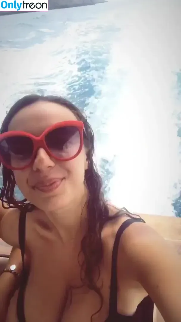 Gianclaudia Di Giacomo nude photo #0393 (gianclaudia_digiacomo / gianclaudiadigiacomo)
