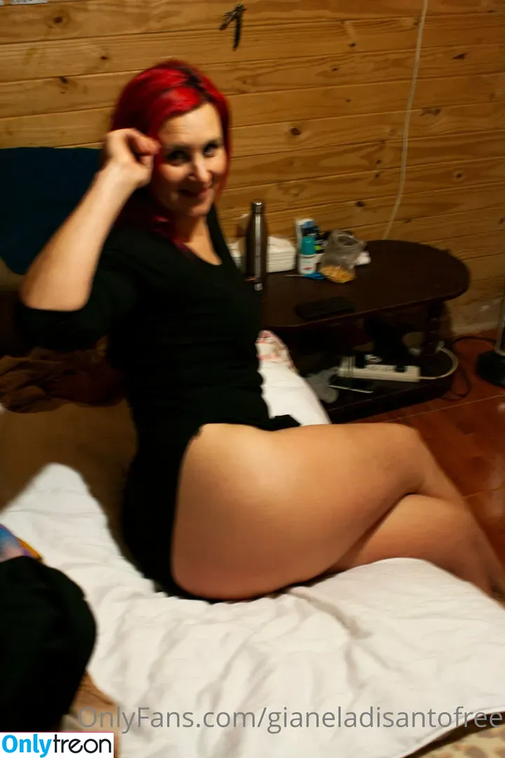 gianeladisantofree nude photo #0041 (gianeladisantofree)