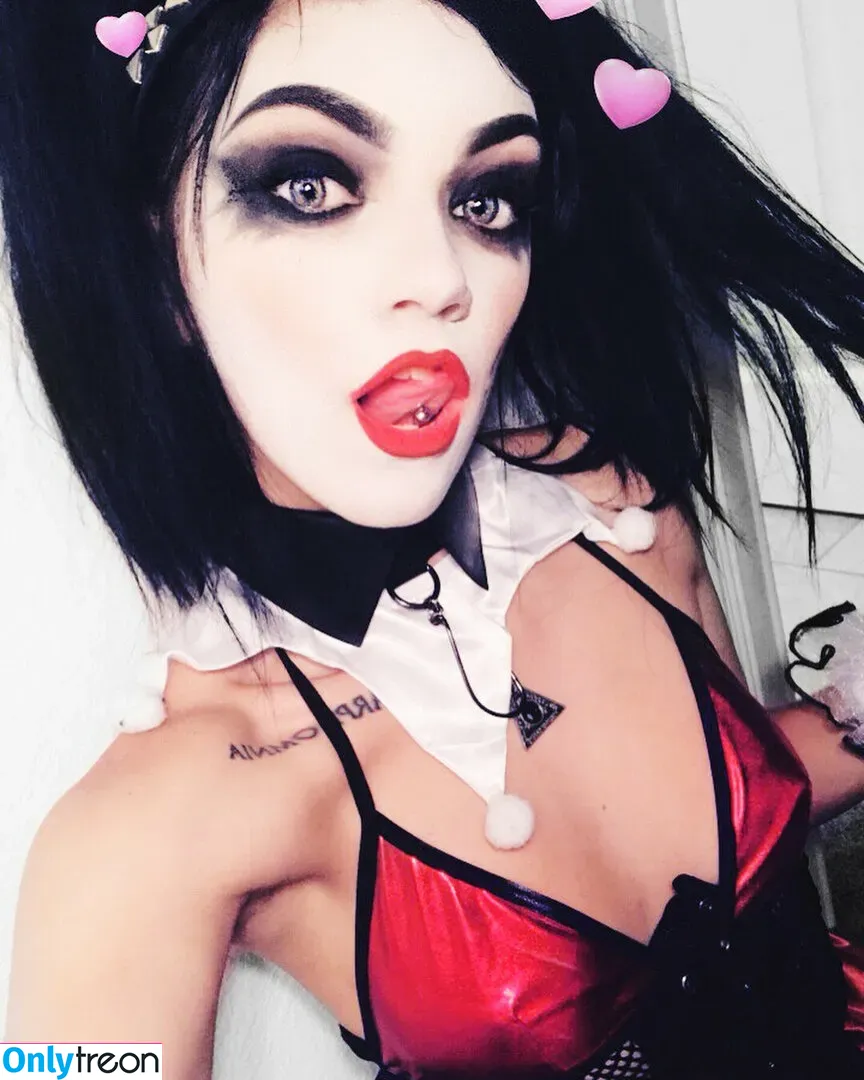 Gianna.Frankenstein nude photo #0022 (Gianna.Frankenstein)