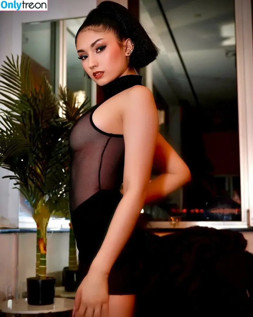 Gianna Fung nude photo #0041 (babeygianna)