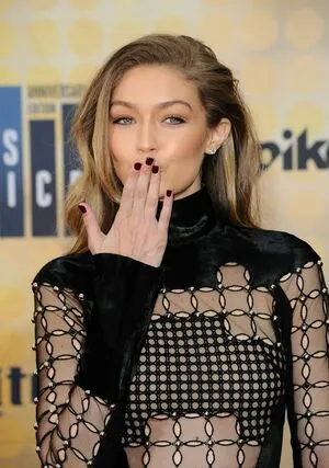 Gigi Hadid / aaliyahhadid / gigihadid фото голая #0107