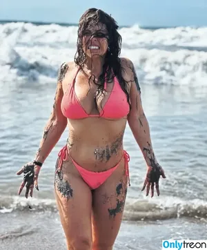 Gigi Saul Guerrero / HorrorGuerrero nude photo #0047