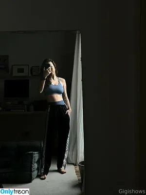 gigi.shows / gigihadid nude photo #0003