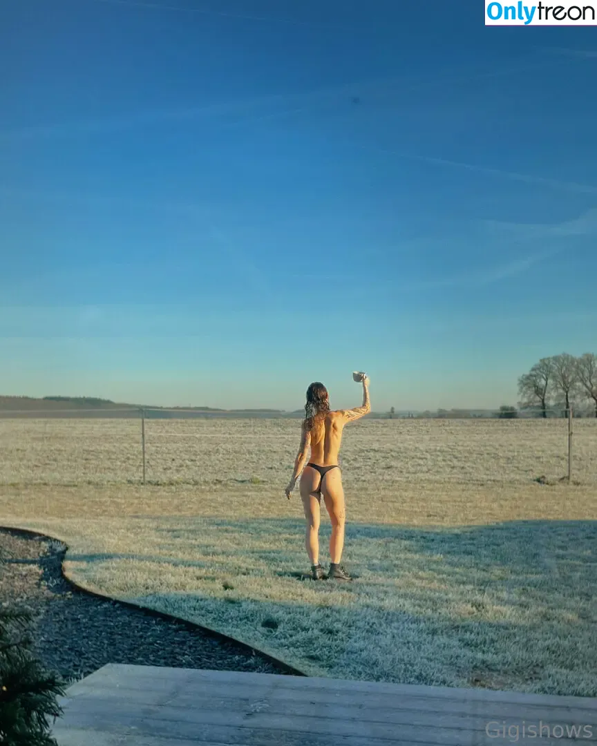 gigi.shows nude photo #0008 (gigihadid)
