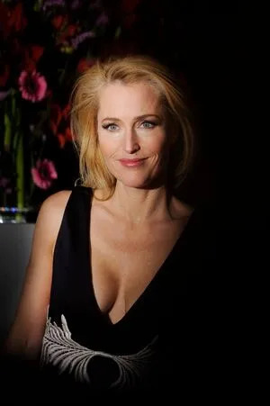 Gillian Anderson / GillianA фото голая #0270