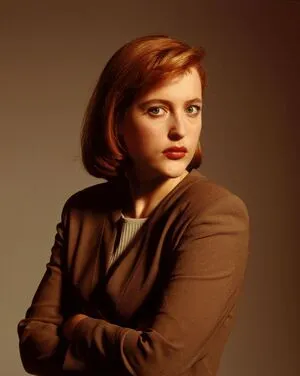 Gillian Anderson / GillianA фото голая #0314