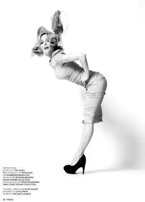 Gillian Anderson / GillianA фото голая #0321