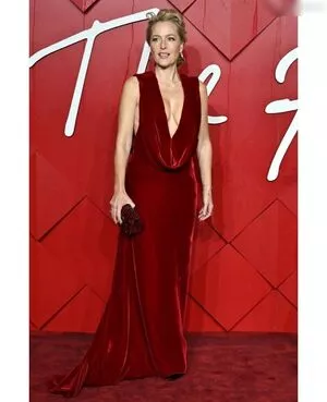 Gillian Anderson / GillianA фото голая #0396