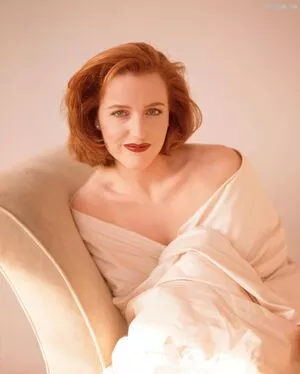Gillian Anderson / GillianA фото голая #0400