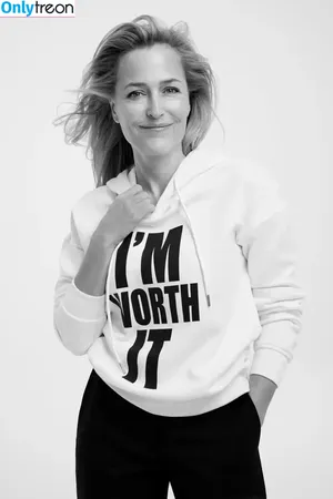 Gillian Anderson / GillianA фото голая #0604
