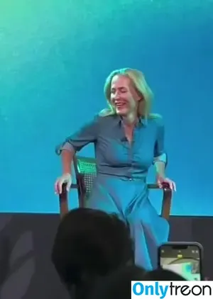 Gillian Anderson / GillianA nude photo #0638