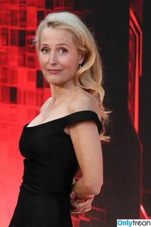 Gillian Anderson / gilliana фото голая #0768