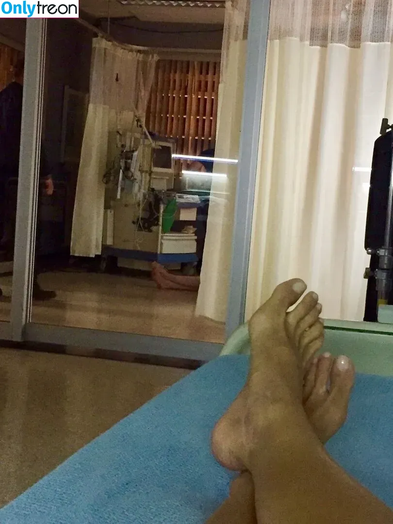 Gillian Anderson nude photo #0194 (GillianA)