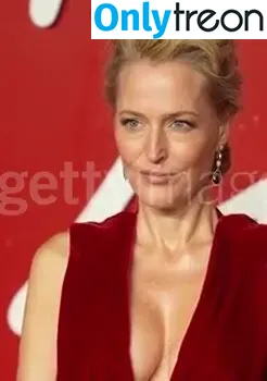 Gillian Anderson nude photo #0201 (GillianA)