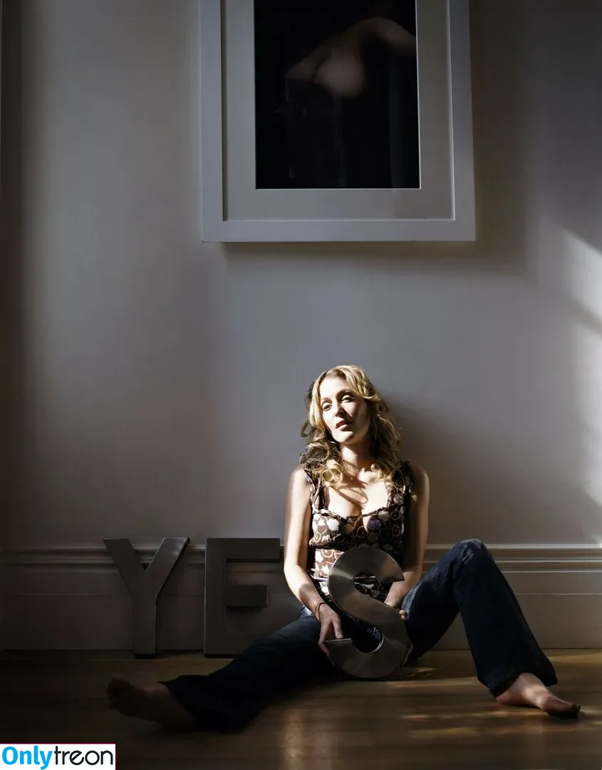 Gillian Anderson nude photo #0302 (GillianA)