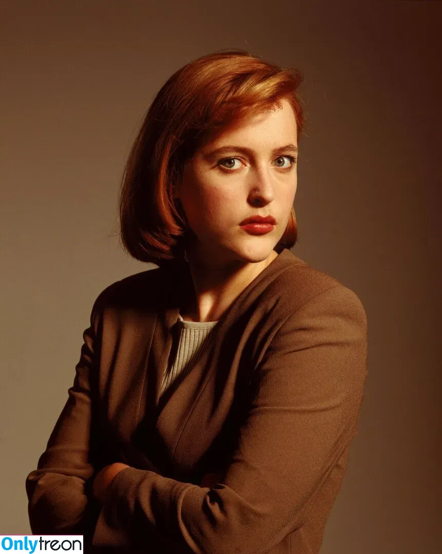 Gillian Anderson голая photo #0314 (GillianA)